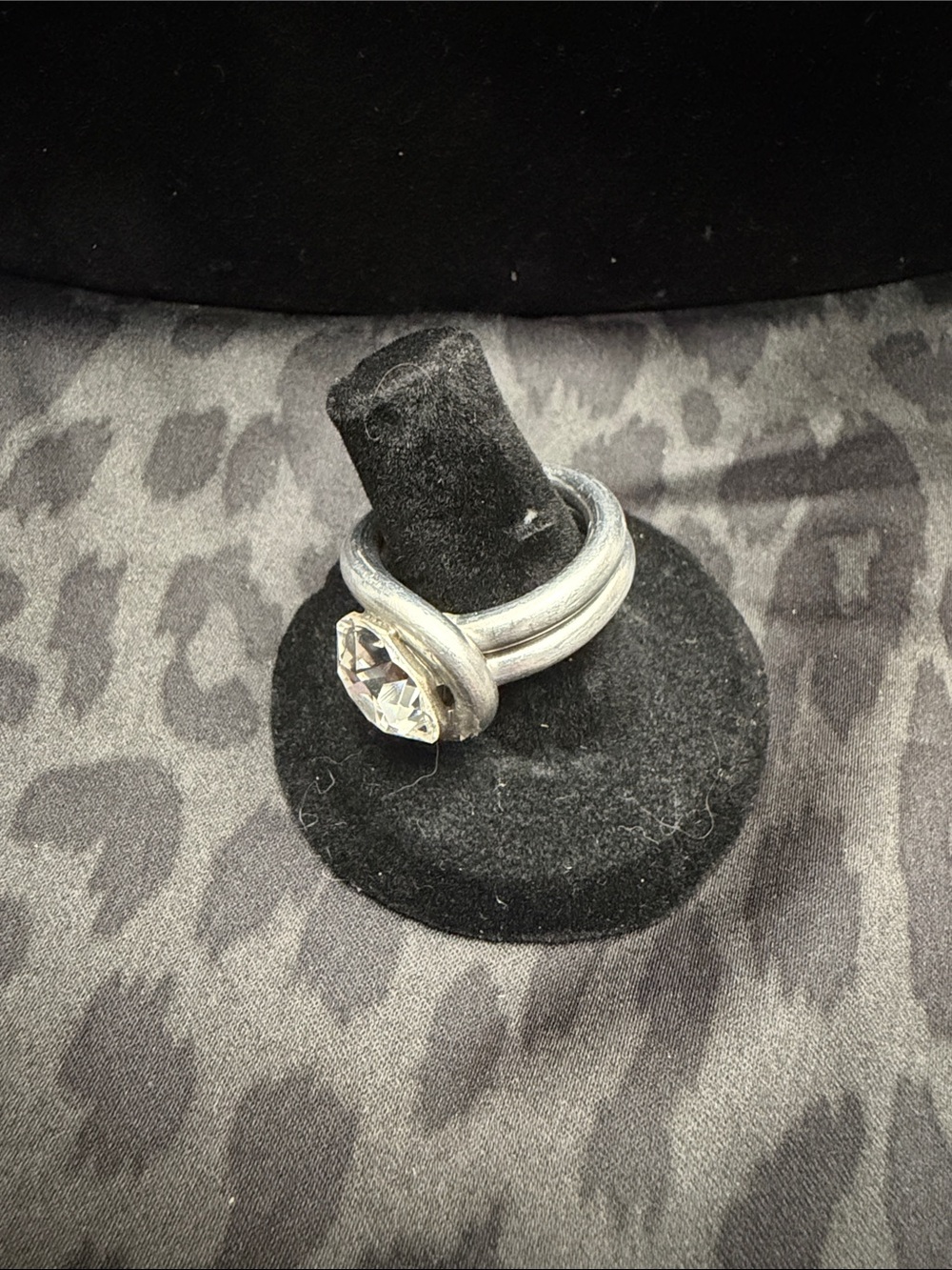 Silver Crystal Ring - Picture 3 of 4